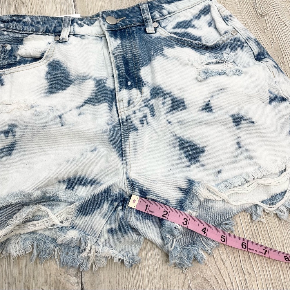 BP. Cut Off Shorts - Picture 7 of 7